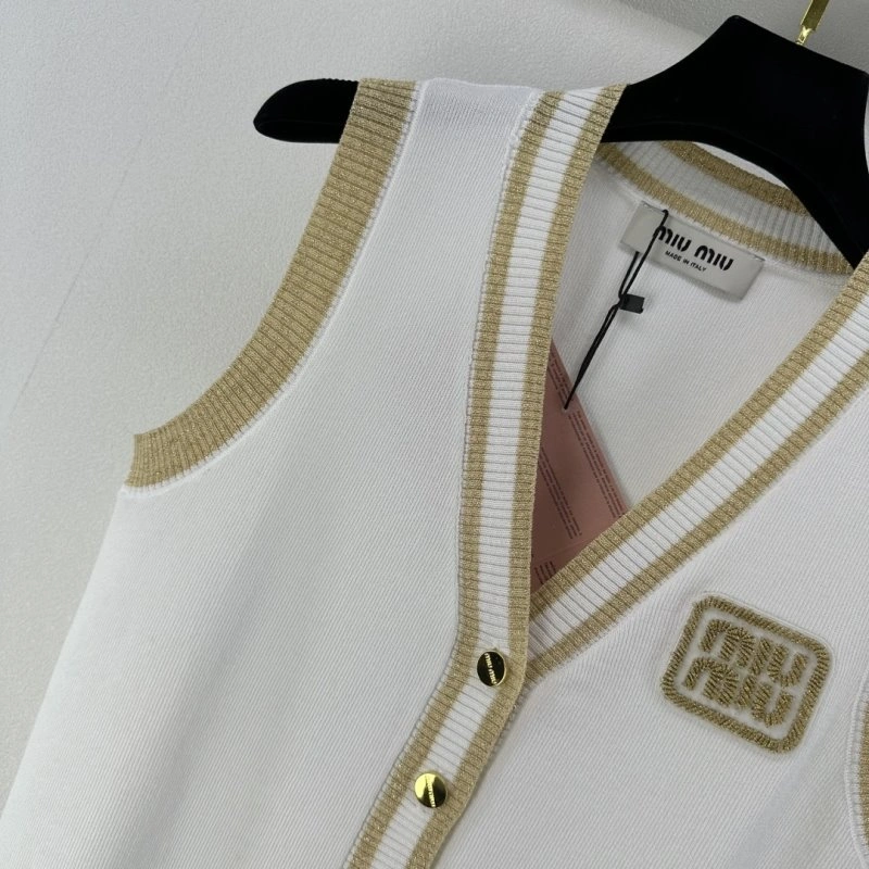 Miu Miu Vest Effortless 148335