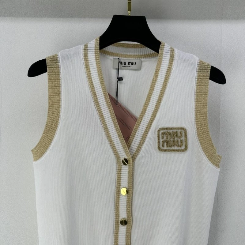 Miu Miu Vest Effortless 148335