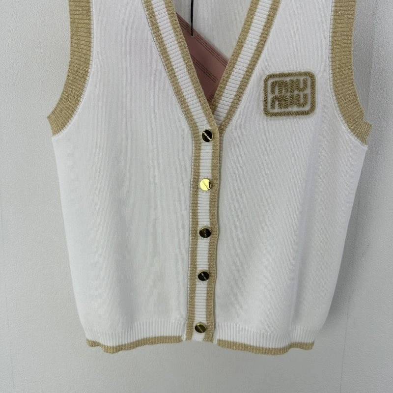 Miu Miu Vest Effortless 148335