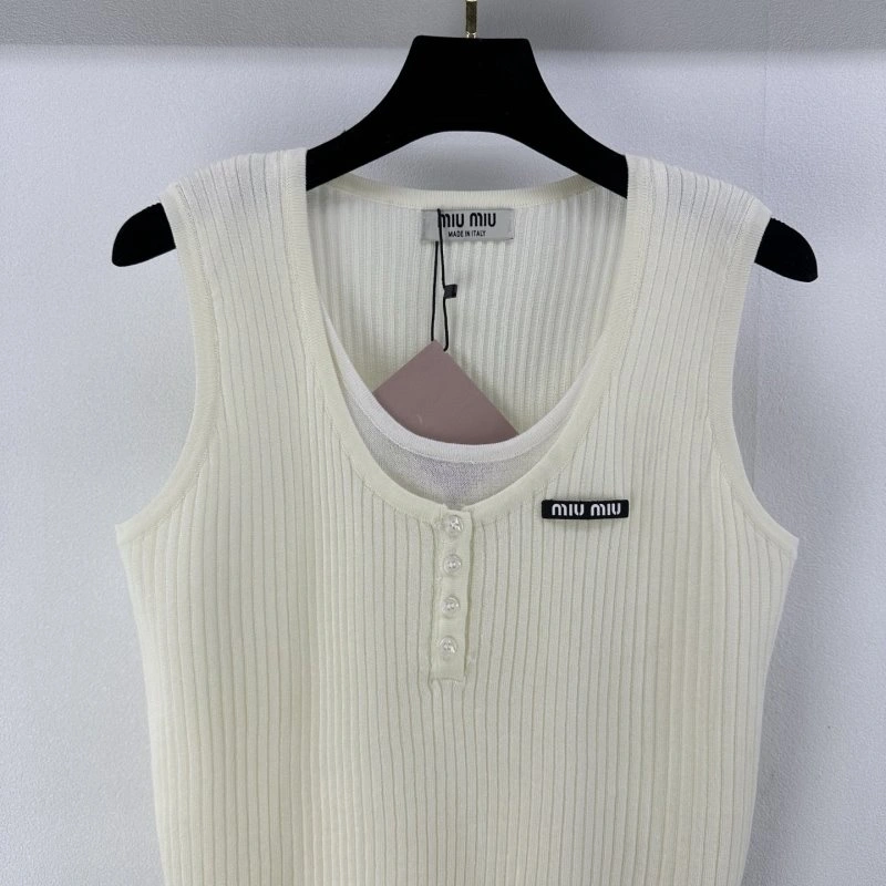 Miu Miu Vest Durable 148322