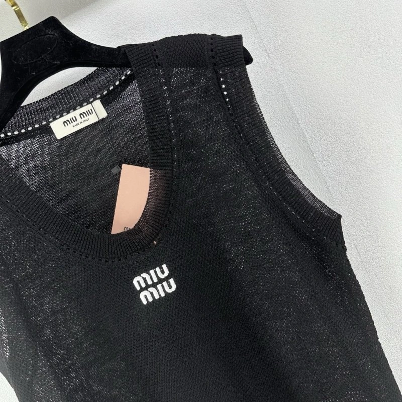Miu Miu Vest Fashionable 148328