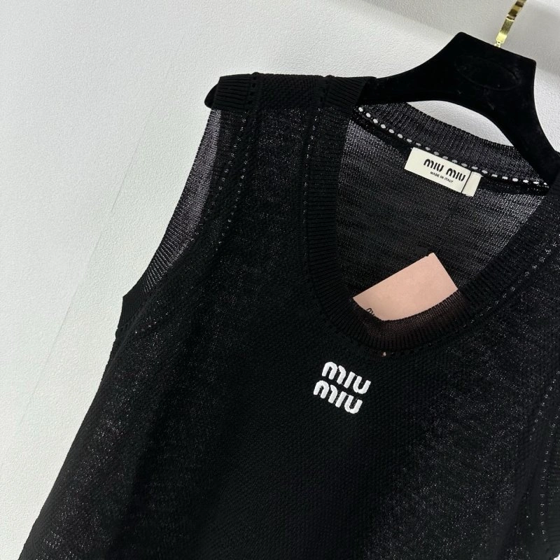Miu Miu Vest Fashionable 148328