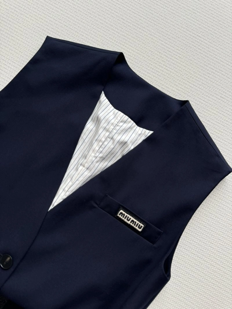 UrbanStyle Miu Miu Vest 148318