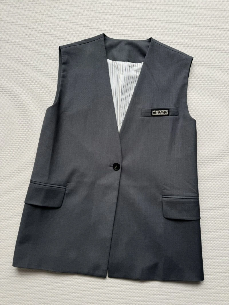 Miu Miu Vest Upgraded 148325