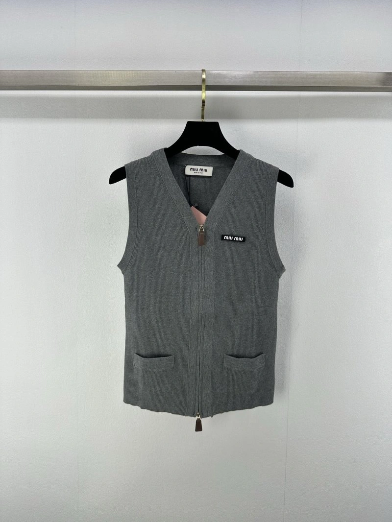 Modern Miu Miu Vest 148314