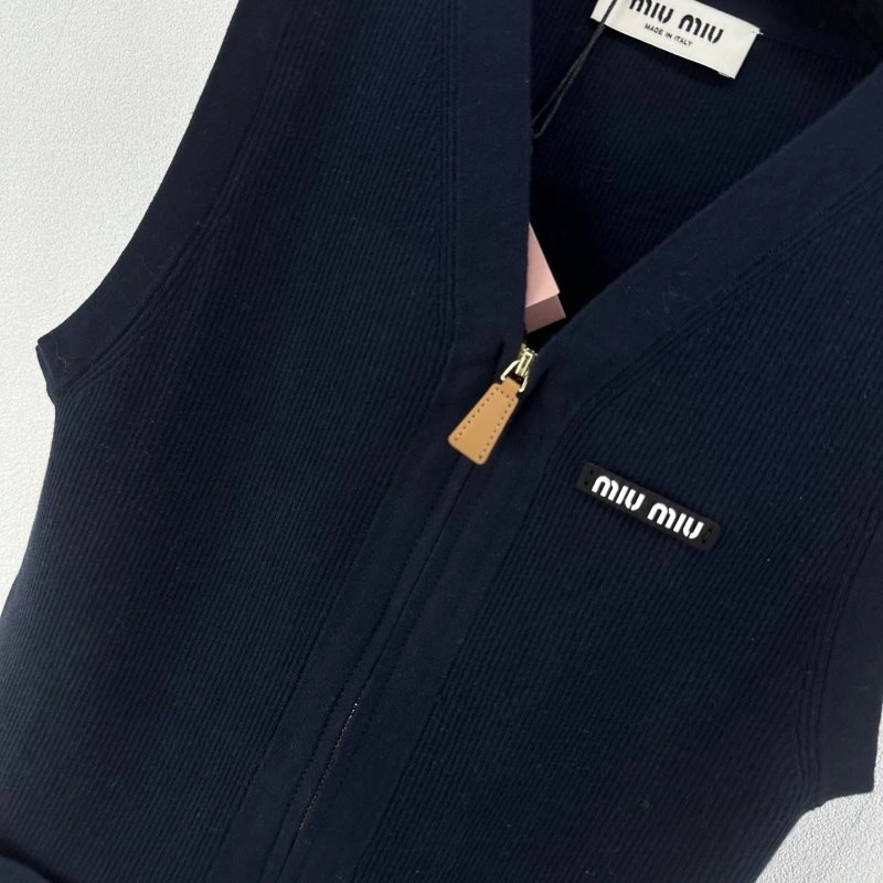 Miu Miu Vest StreetReady 148316