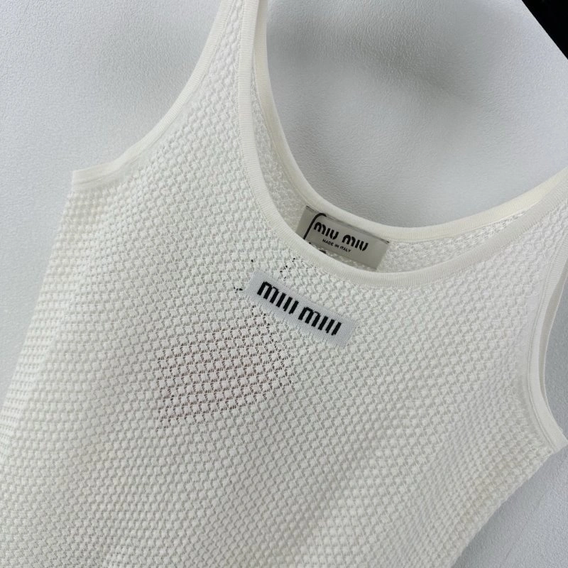 Miu Miu Vest Youthful 148307