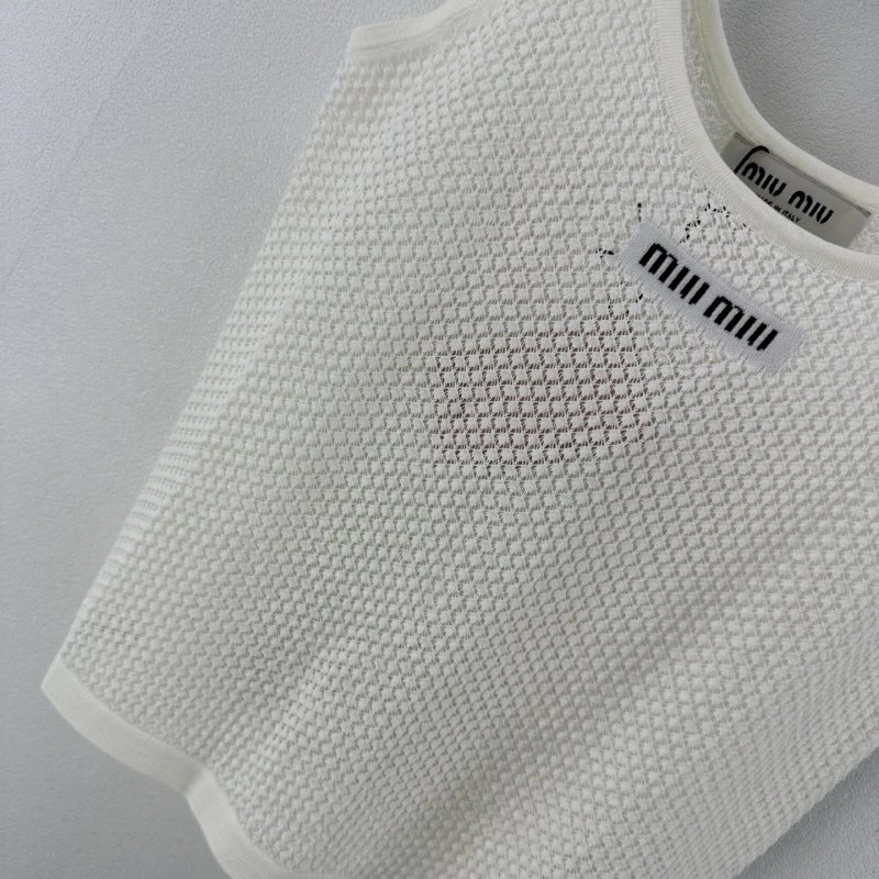 Miu Miu Vest Youthful 148307