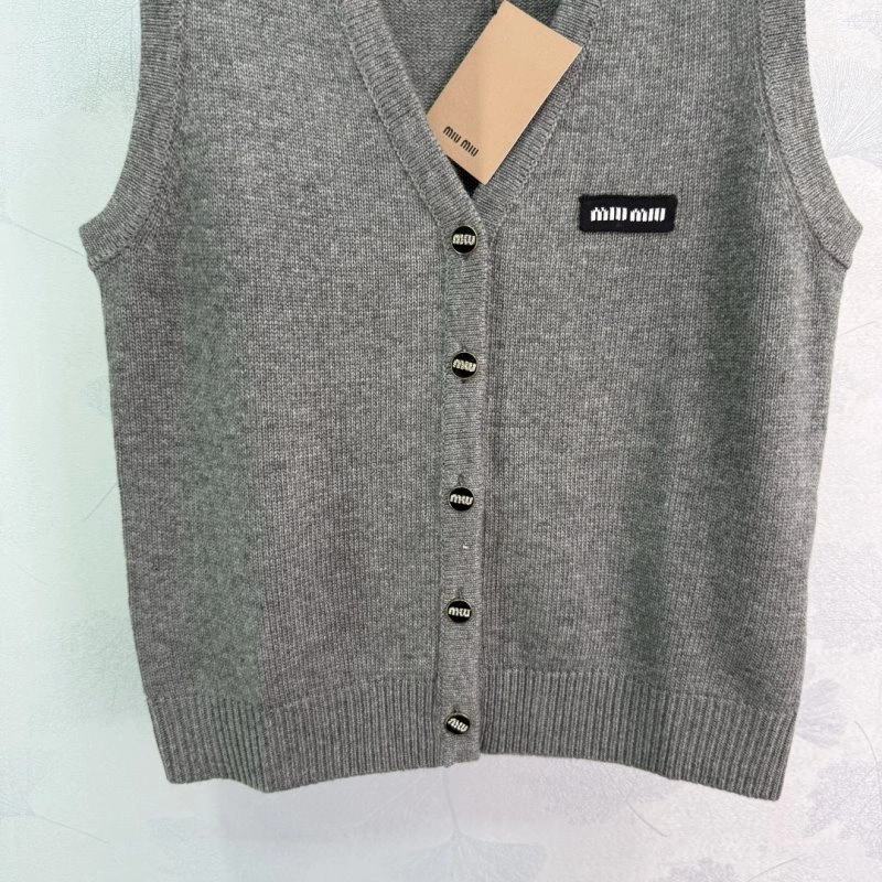 Miu Miu Vest WellDesigned 154371