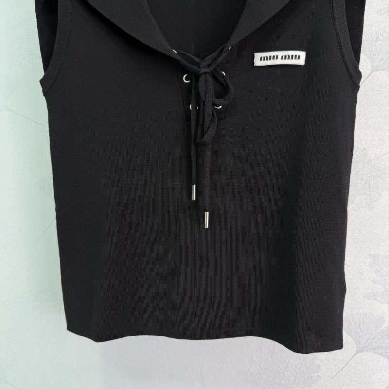 Miu Miu Vest Cozy 154324