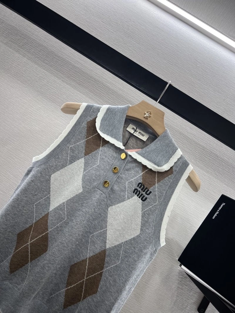 Miu Miu Vest DailyWear 154327