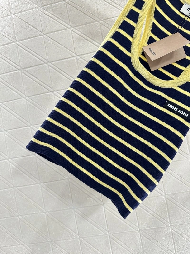 Miu Miu Vest Packable 154333