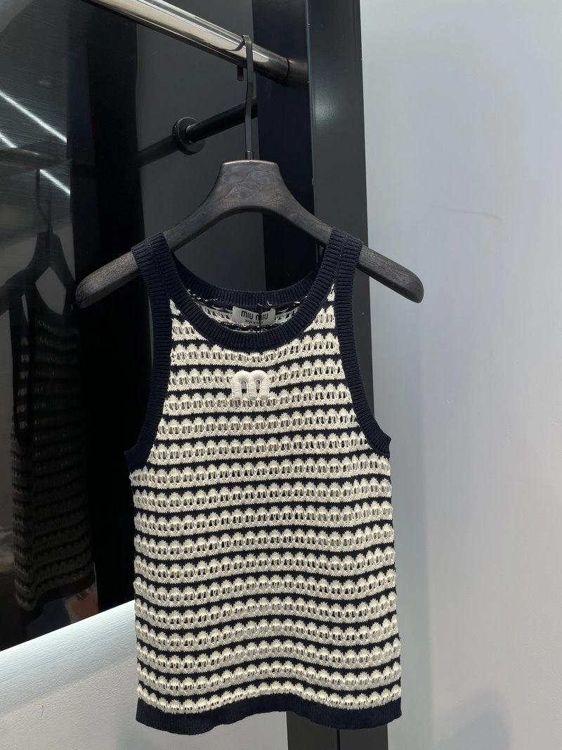 Cozy Miu Miu Vest 154311
