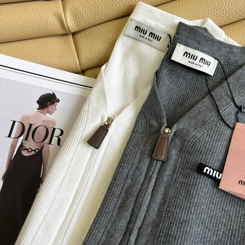 Miu Miu Vest Unique 152956