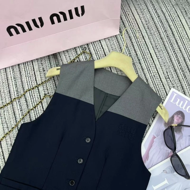Miu Miu Vest Soft 152953