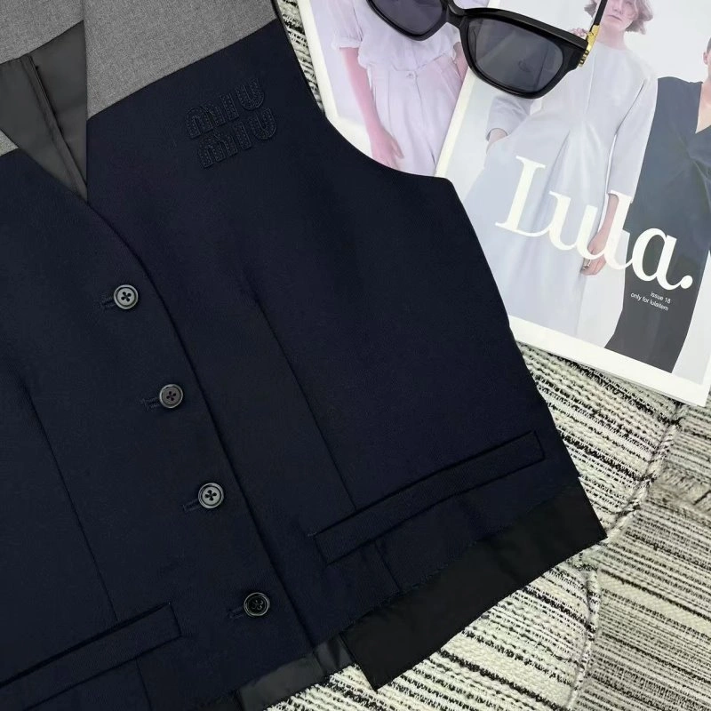 Miu Miu Vest Soft 152953