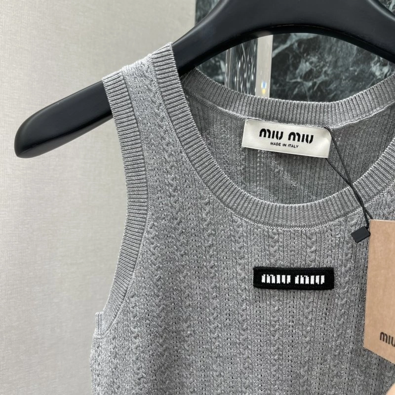 Miu Miu Vest AllSeason 152959