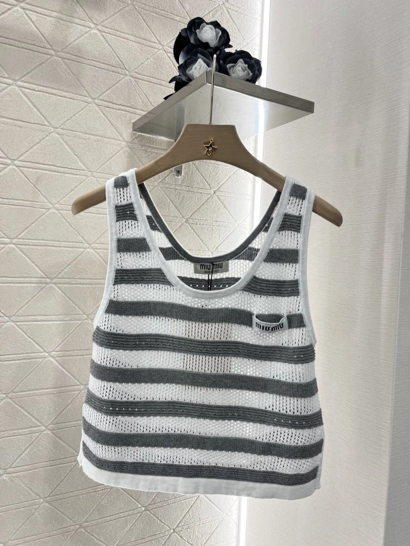 Miu Miu Vest Elegant 152962