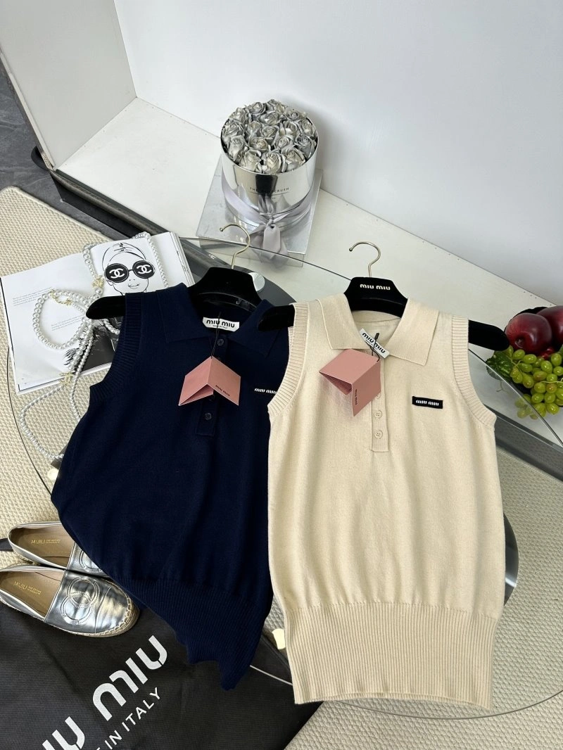 Functional Miu Miu Vest 152964