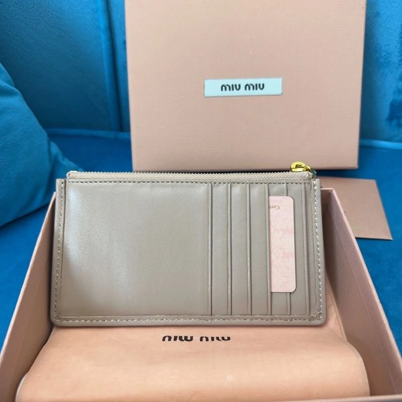 Efficient Miu Miu Wallets Purse 58170
