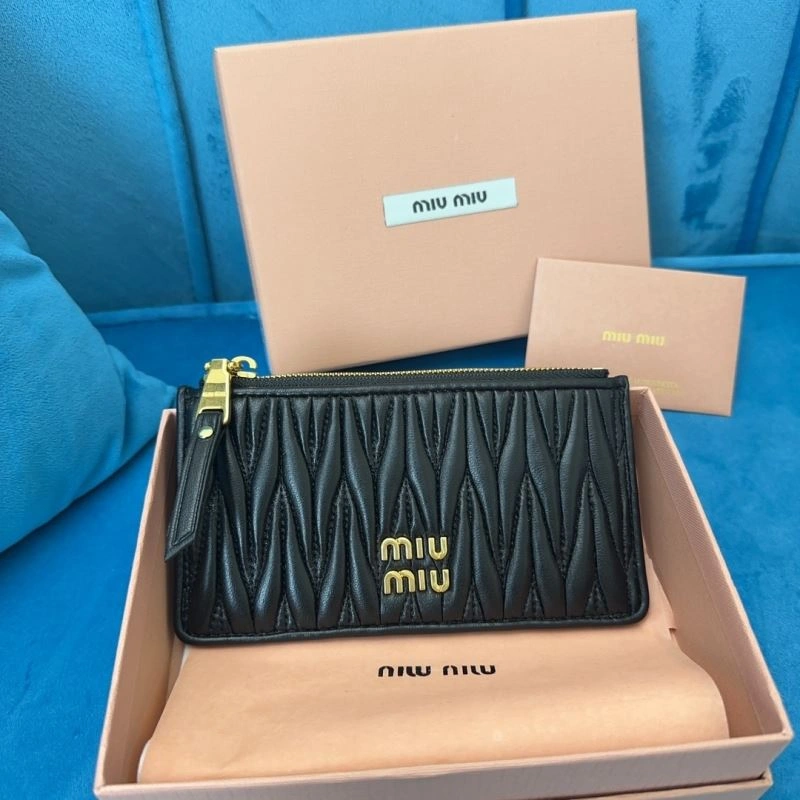 Miu Miu Wallets Purse Supportive 58163