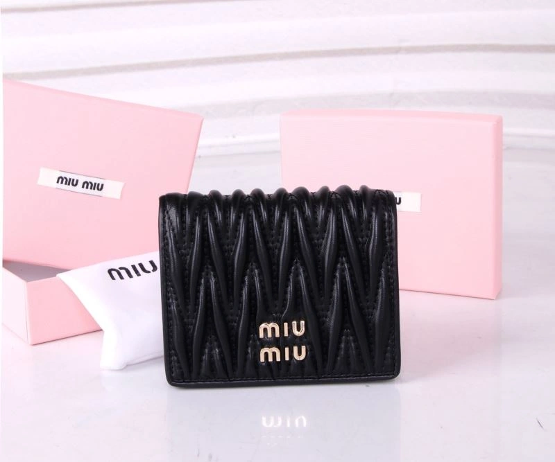 Miu Miu Wallets Purse Resilient 87955