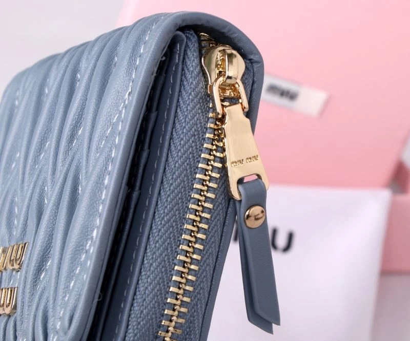 Miu Miu Wallets Purse Durable 87952