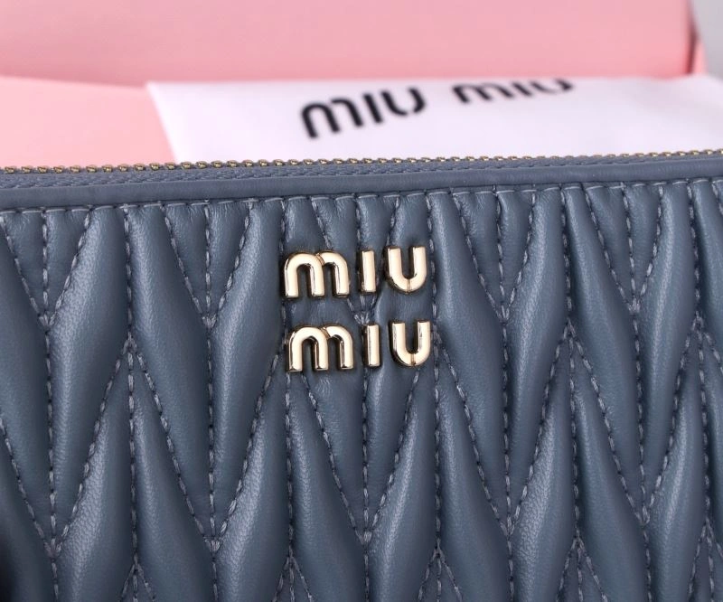 Miu Miu Wallets Purse Attractive 87945