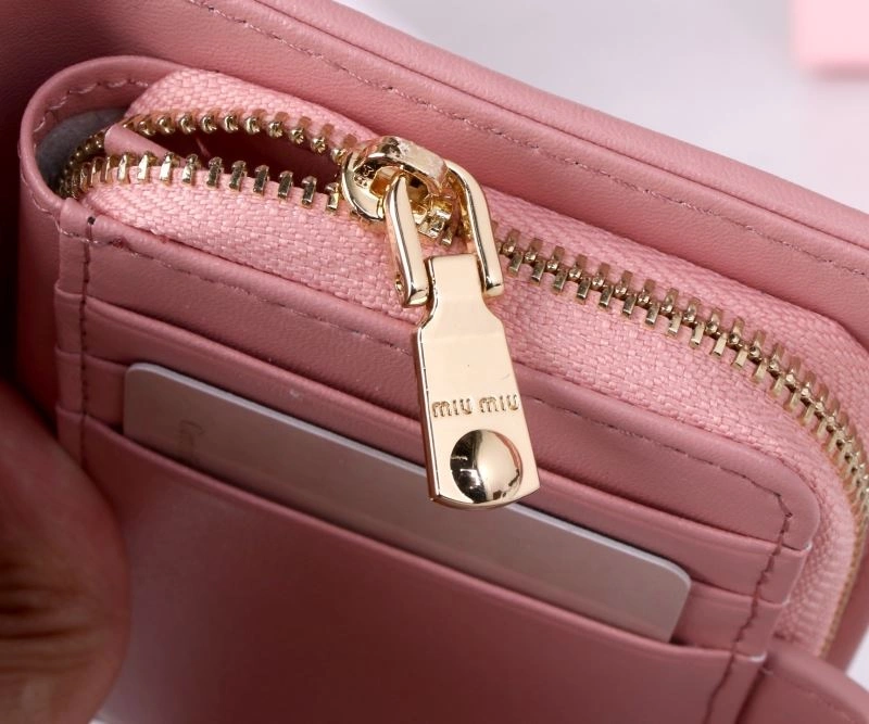 Compact Miu Miu Wallets Purse 87941