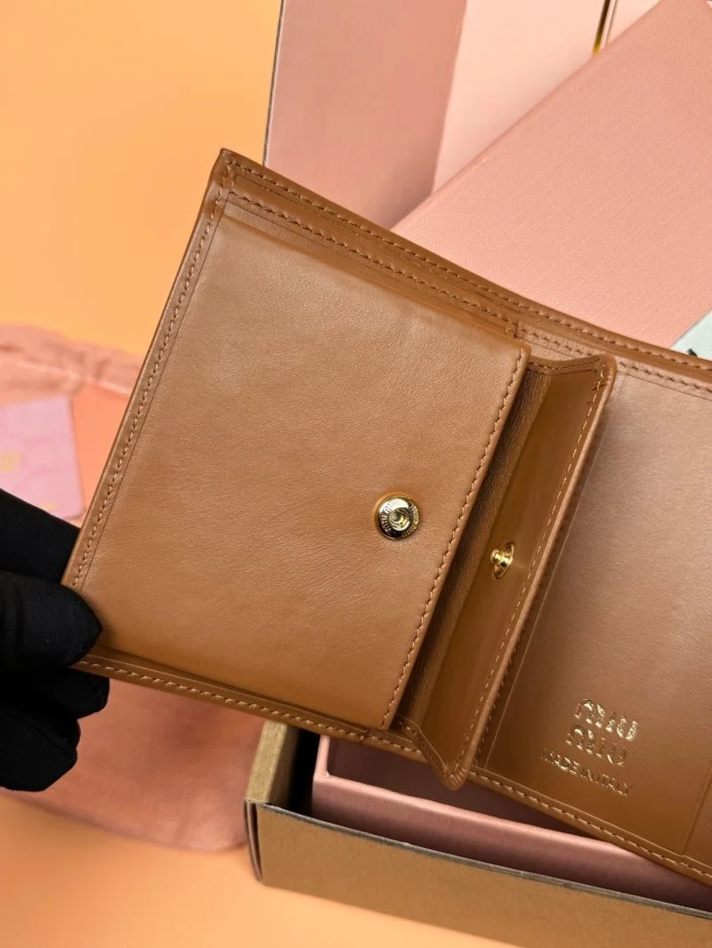 Miu Miu Wallets Purse TechFriendly 48995