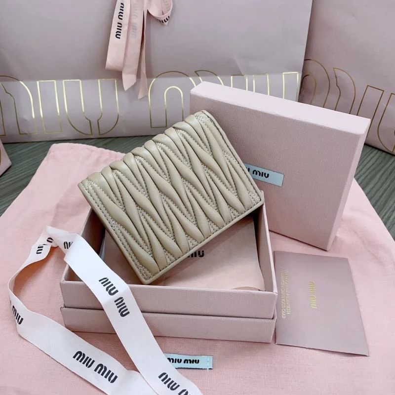 ZipUp Miu Miu Wallets Purse 43682