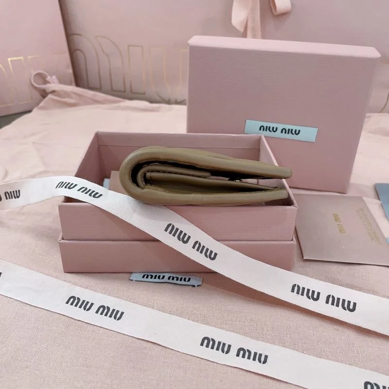 Unique Miu Miu Wallets Purse 43683