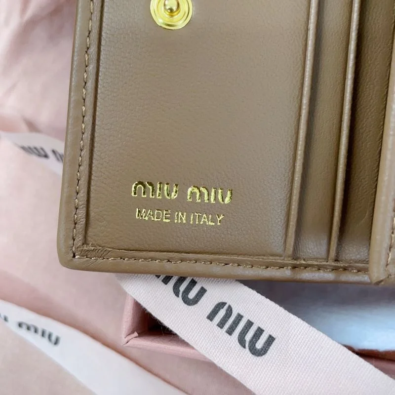 Unique Miu Miu Wallets Purse 43683