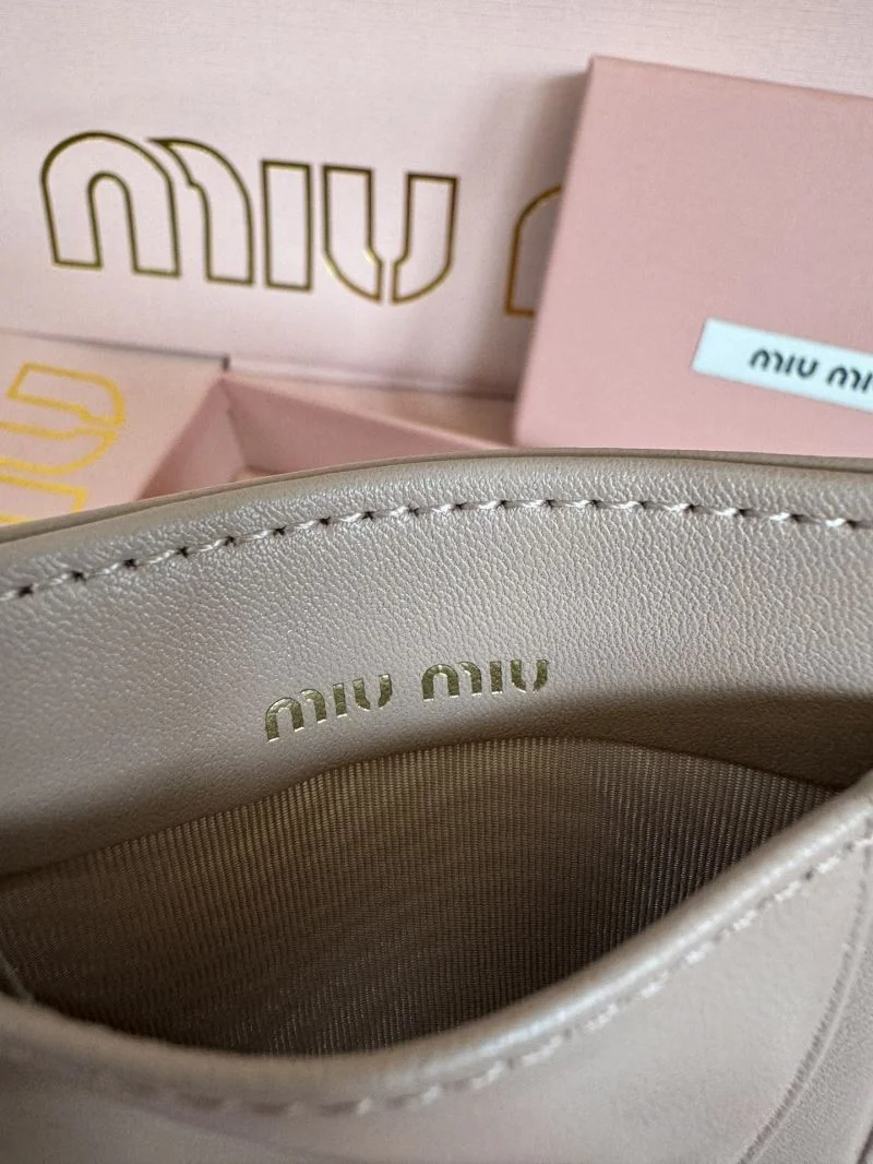 Cozy Miu Miu Wallets Purse 43678