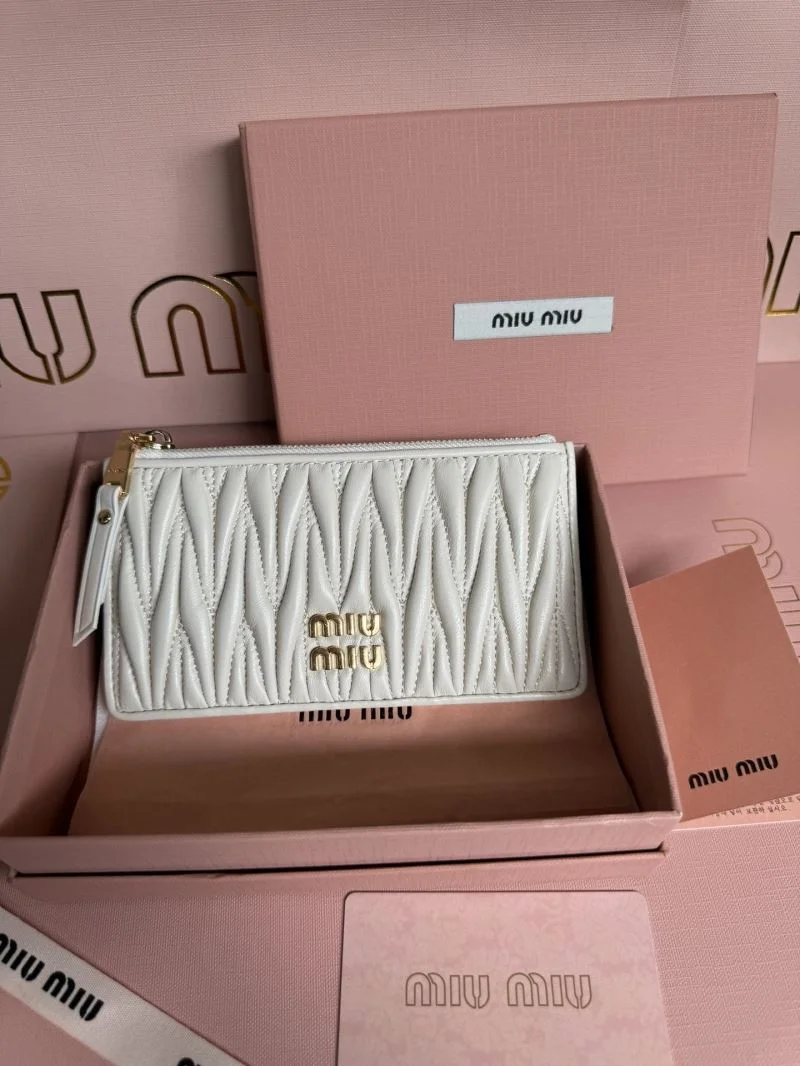Miu Miu Wallets Purse StreetReady 43704