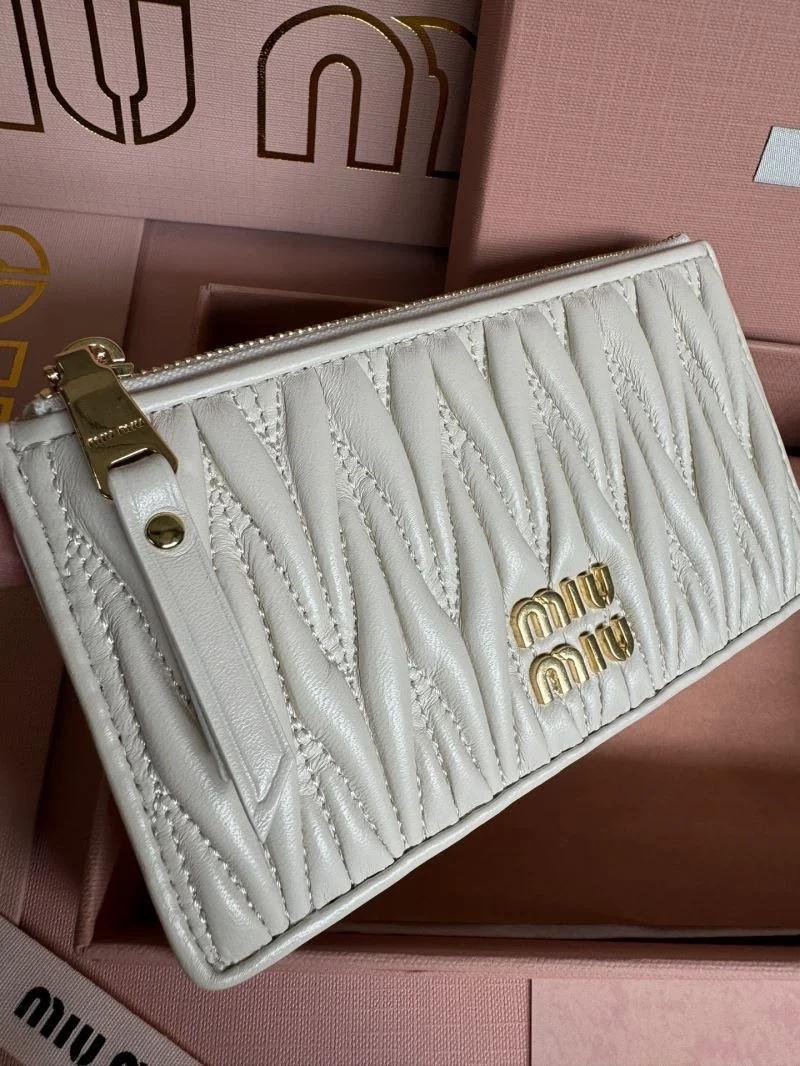 Miu Miu Wallets Purse StreetReady 43704