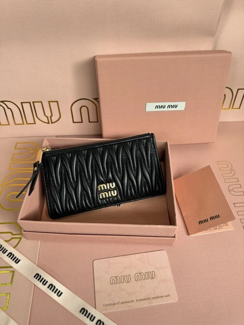 Miu Miu Wallets Purse Sporty 43716
