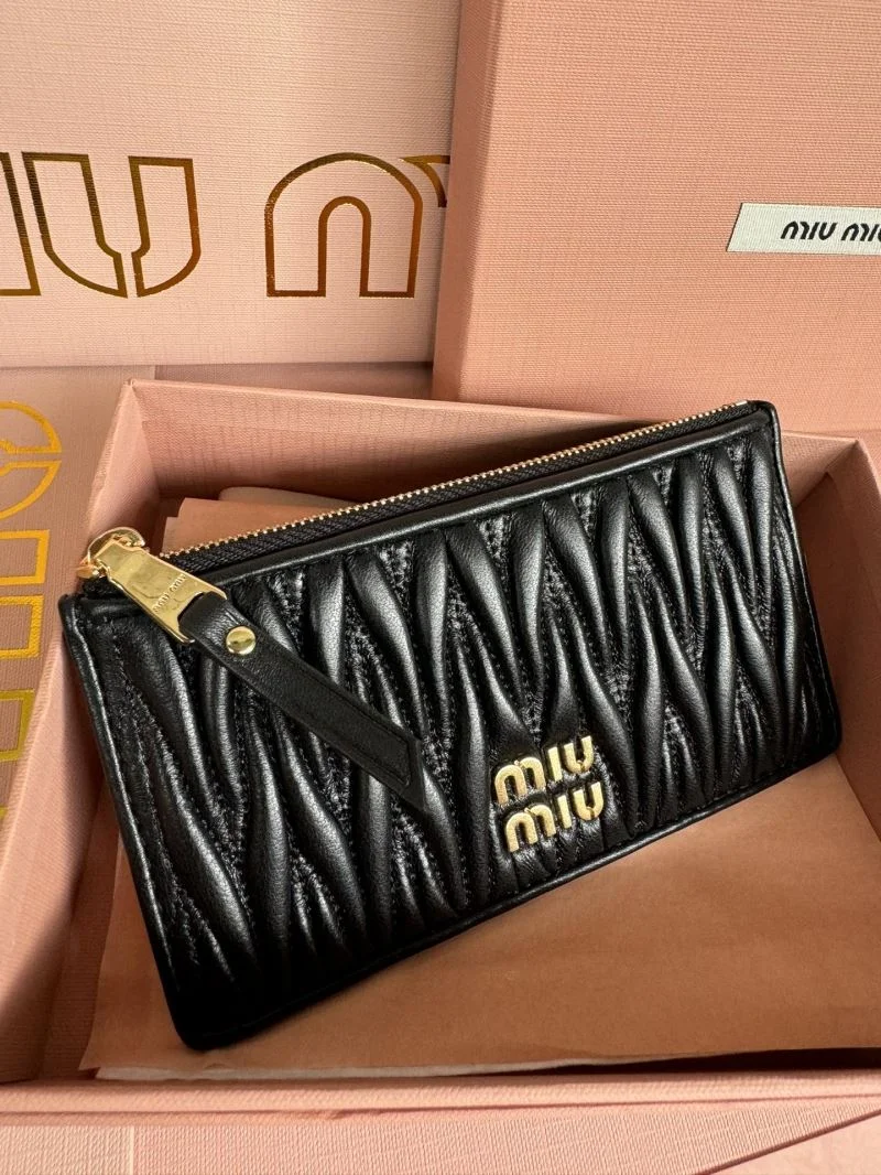 Miu Miu Wallets Purse Sporty 43716