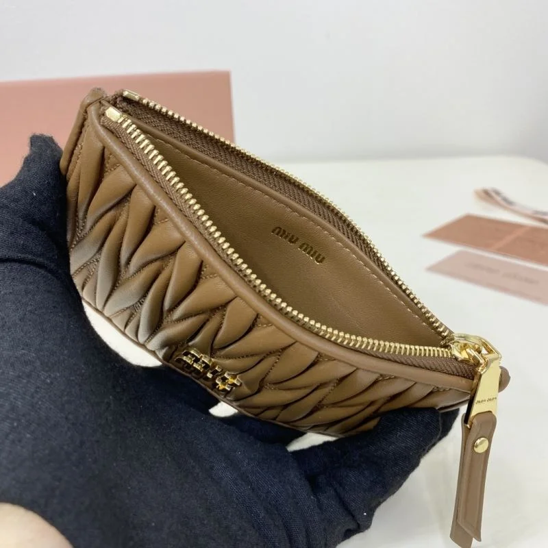 Miu Miu Wallets Purse UrbanStyle 43670