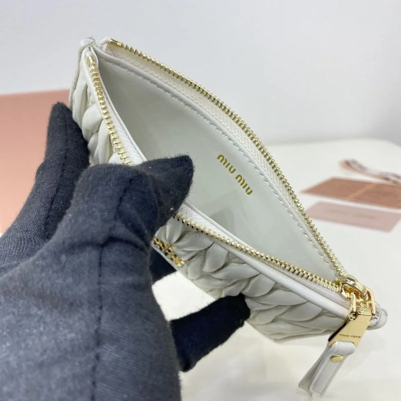 Miu Miu Wallets Purse Unique 43709
