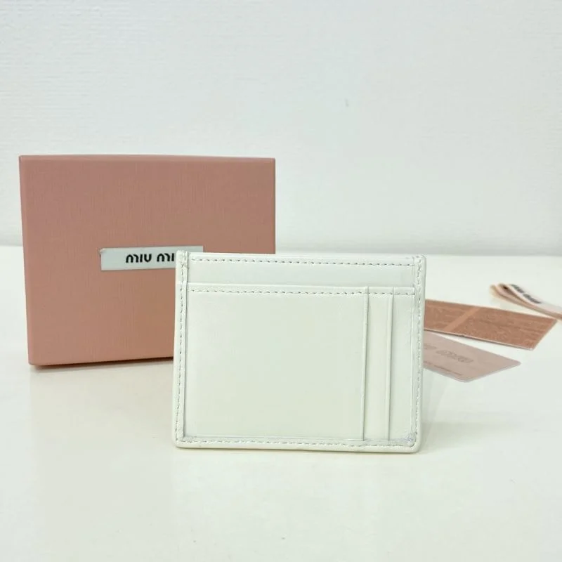 Sleek Miu Miu Wallets Purse 43668