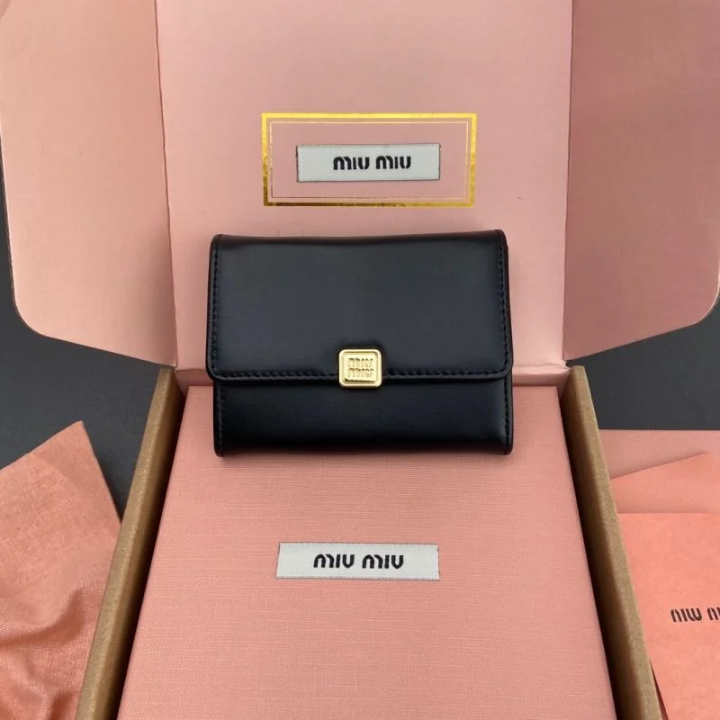 Miu Miu Wallets Purse Elegant 55851