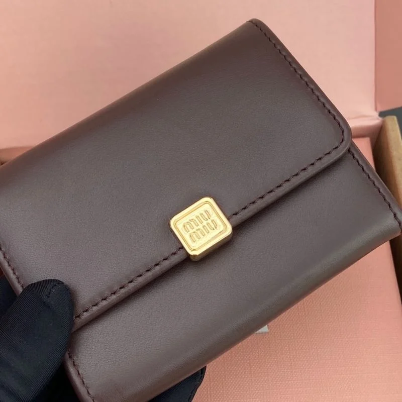 Miu Miu Wallets Purse Fashionable 55825