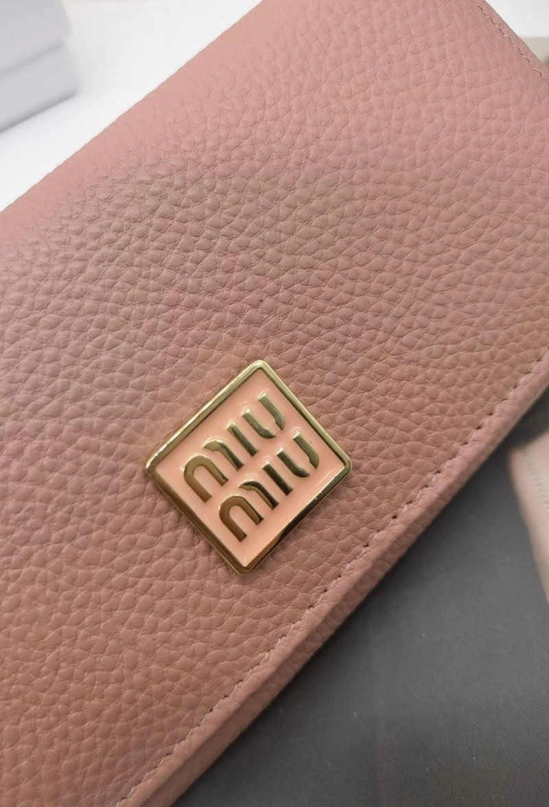Breathable Miu Miu Wallets Purse 85863