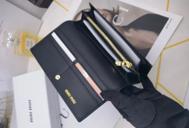 Elegant Miu Miu Wallets Purse 85861
