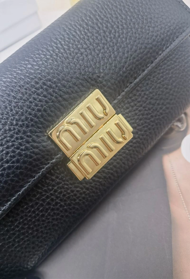 FlexibleFit Miu Miu Wallets Purse 85884