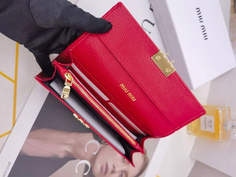 Miu Miu Wallets Purse Stylish 85859