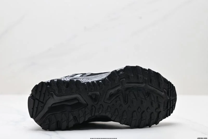 Popular Mizuno Shoes 3419