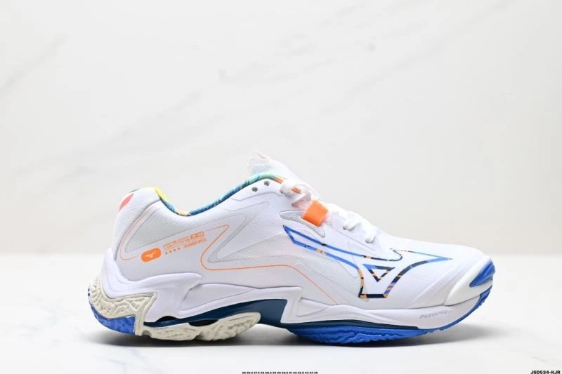 Durable Mizuno Shoes 2346
