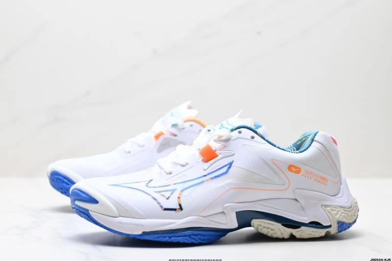 Durable Mizuno Shoes 2346